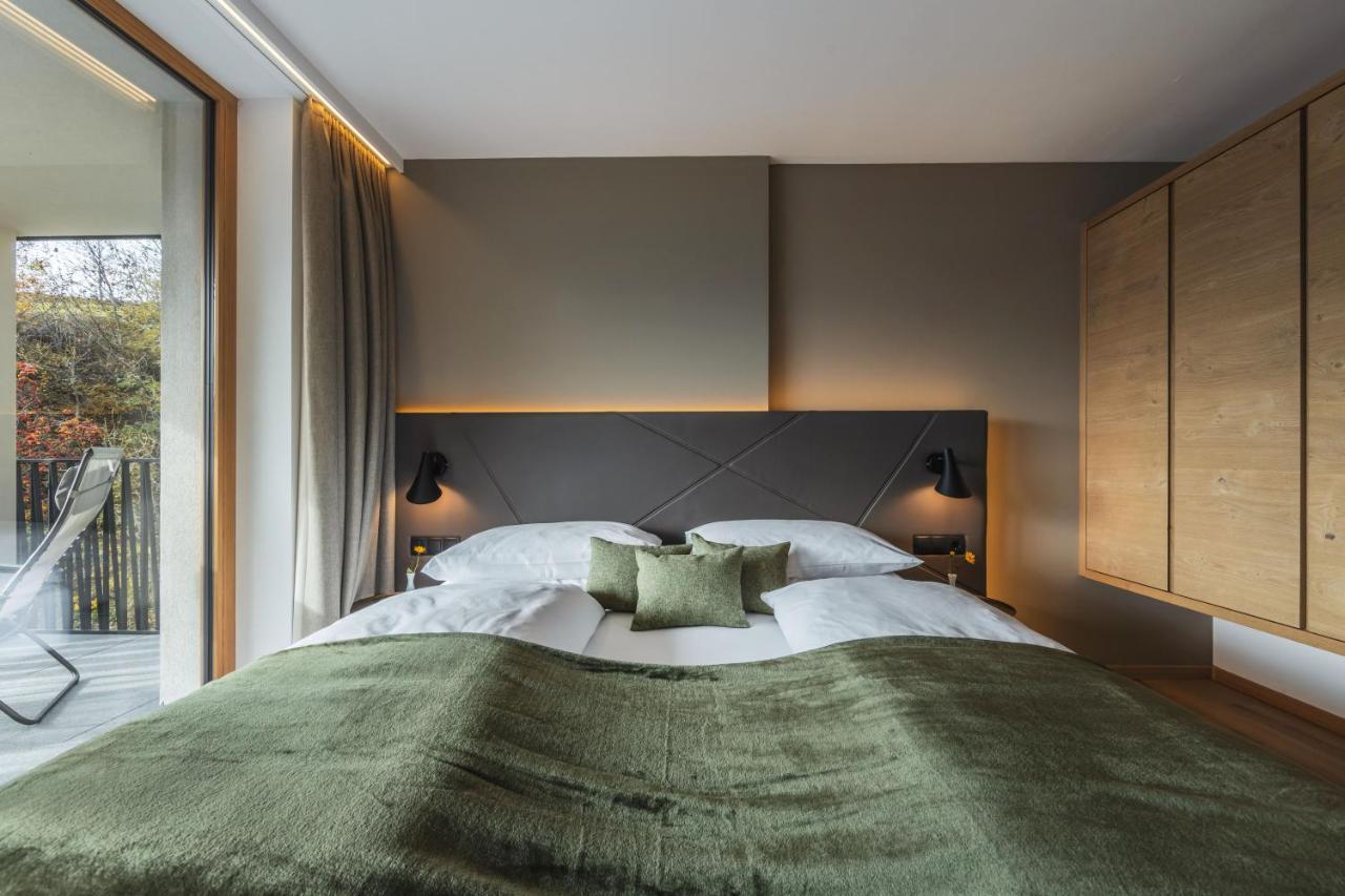 Maraias - Luxury Suites & Apartments Burgusio Exterior photo