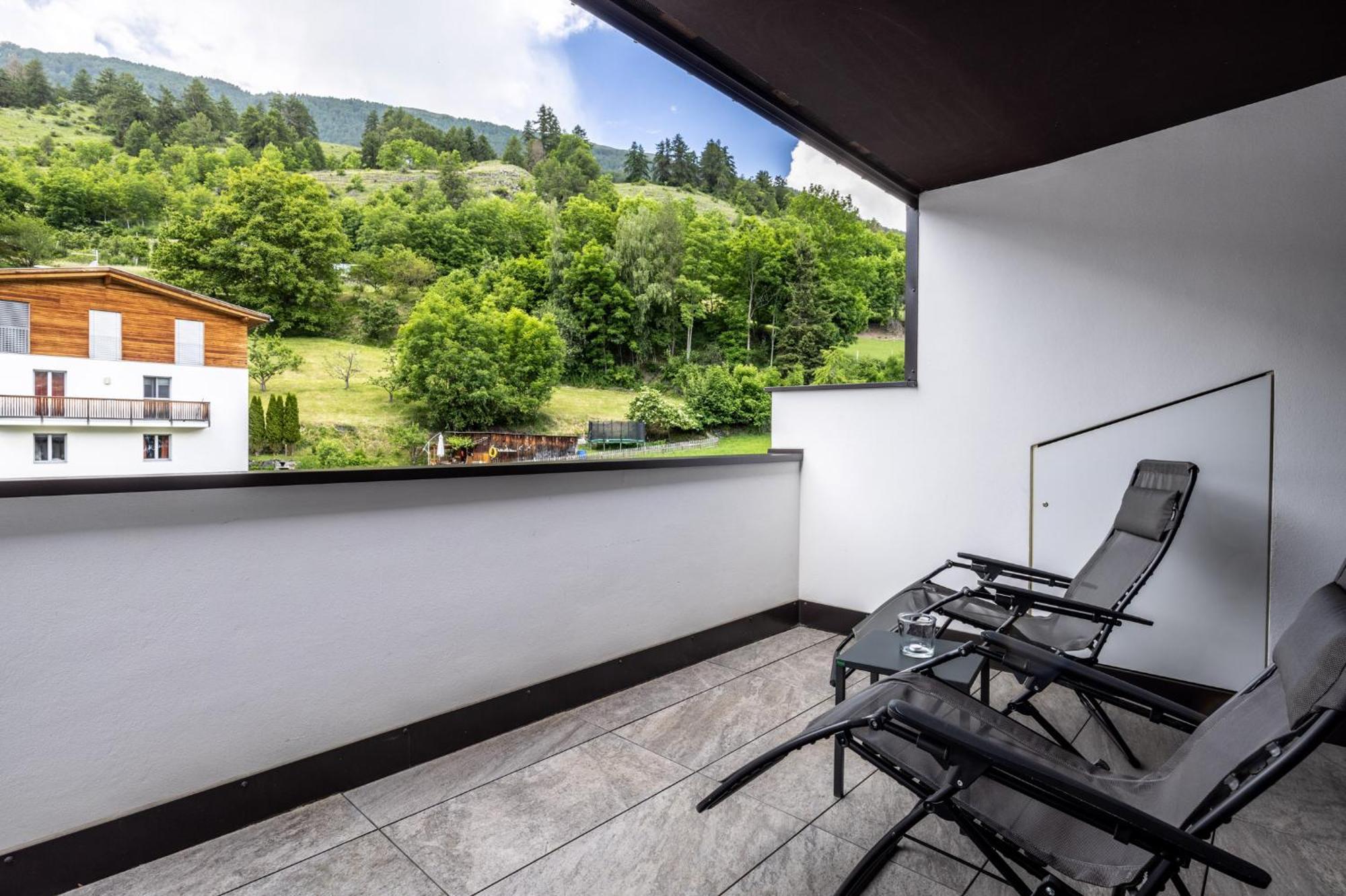 Maraias - Luxury Suites & Apartments Burgusio Exterior photo