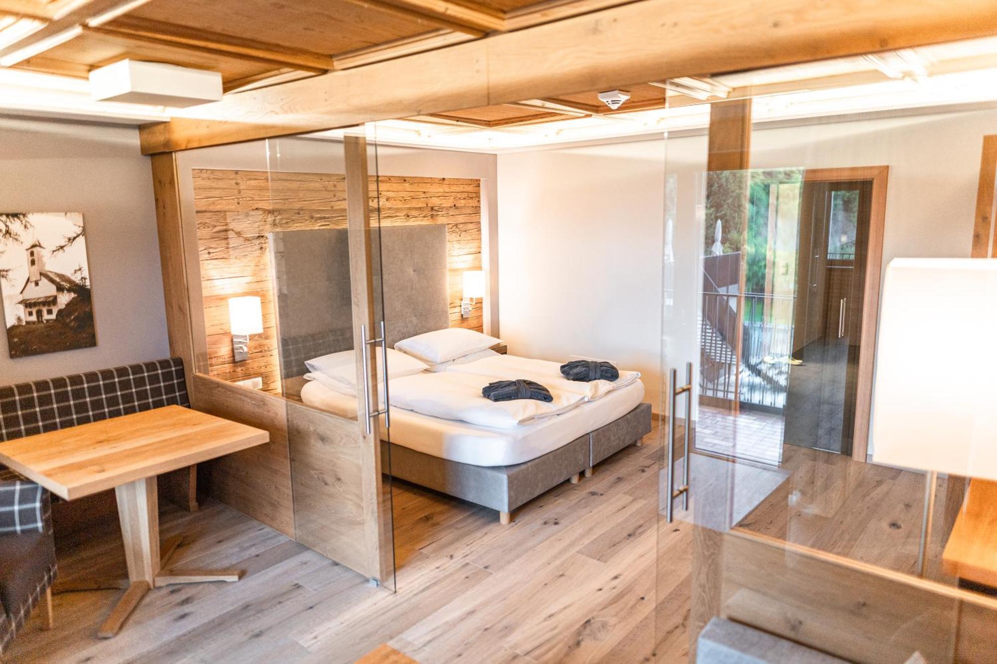 Maraias - Luxury Suites & Apartments Burgusio Exterior photo